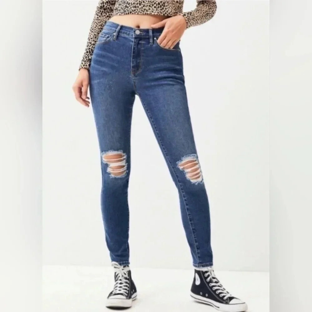 PACSUN High Rise Distressed Jegging, Color Medium Wash Size 23